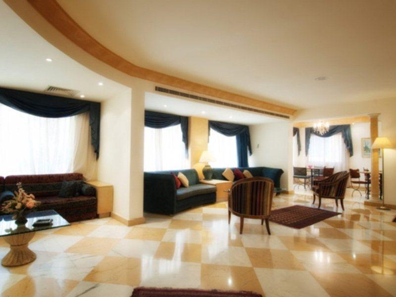 Rawche Universal Apartments Beirut Exterior photo