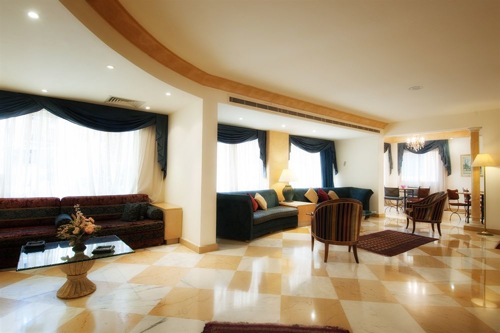 Rawche Universal Apartments Beirut Exterior photo